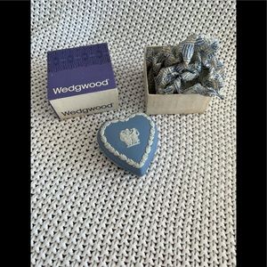 Wedgewood Heart shaped trinket box